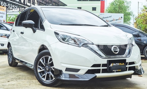 Buy Used Nissan Note White Car in Bangkok in Bangkok Buy Used Nissan Note White Car in Bangkok in Bangkok