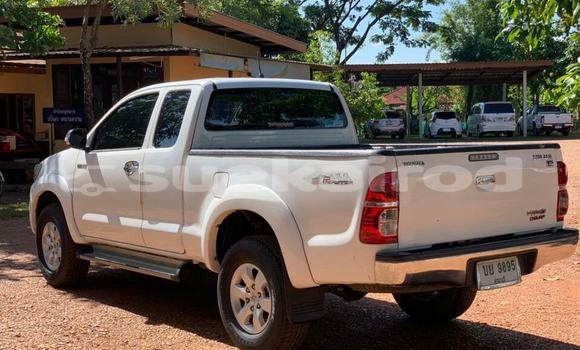 ซื้อ รถมือสอง Toyota Hiluxe VIGO ขาว รถยนต์ ใน %{เมือง} ใน กรุงเทพมหานคร ซื้อ รถมือสอง Toyota Hiluxe VIGO ขาว รถยนต์ ใน %{เมือง} ใน กรุงเทพมหานคร