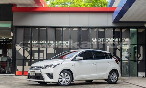 ซื้อ รถมือสอง Toyota Yaris ขาว รถยนต์ ใน %{เมือง} ใน กรุงเทพมหานคร ซื้อ รถมือสอง Toyota Yaris ขาว รถยนต์ ใน %{เมือง} ใน กรุงเทพมหานคร