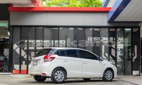 ซื้อ รถมือสอง Toyota Yaris ขาว รถยนต์ ใน %{เมือง} ใน กรุงเทพมหานคร ซื้อ รถมือสอง Toyota Yaris ขาว รถยนต์ ใน %{เมือง} ใน กรุงเทพมหานคร