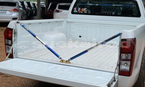 ซื้อ รถมือสอง Isuzu D–MAX ขาว รถยนต์ ใน %{เมือง} ใน กรุงเทพมหานคร ซื้อ รถมือสอง Isuzu D–MAX ขาว รถยนต์ ใน %{เมือง} ใน กรุงเทพมหานคร