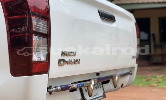 ซื้อ รถมือสอง Isuzu D–MAX ขาว รถยนต์ ใน %{เมือง} ใน กรุงเทพมหานคร ซื้อ รถมือสอง Isuzu D–MAX ขาว รถยนต์ ใน %{เมือง} ใน กรุงเทพมหานคร