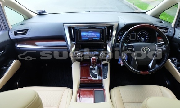 Buy Used Toyota Alphard White Car in Bangkok in Bangkok Buy Used Toyota Alphard White Car in Bangkok in Bangkok