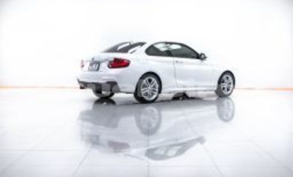 Buy Used BMW 2-Series White Car in Bangkok in Bangkok Buy Used BMW 2-Series White Car in Bangkok in Bangkok