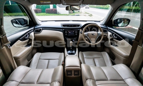 Buy Used Nissan X-Trail White Car in Chiang Mai in Chiang Mai Buy Used Nissan X-Trail White Car in Chiang Mai in Chiang Mai