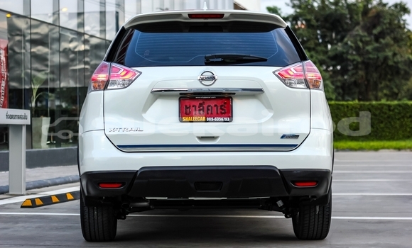 Buy Used Nissan X-Trail White Car in Chiang Mai in Chiang Mai Buy Used Nissan X-Trail White Car in Chiang Mai in Chiang Mai