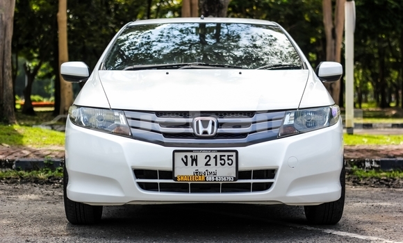 Buy Used Honda City White Car in Chiang Mai in Chiang Mai Buy Used Honda City White Car in Chiang Mai in Chiang Mai