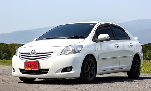 Buy Used Toyota Vios White Car in Chiang Mai in Chiang Mai Buy Used Toyota Vios White Car in Chiang Mai in Chiang Mai