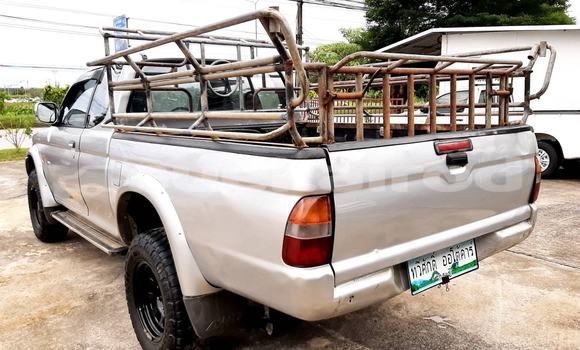 ซื้อ รถมือสอง Mitsubishi Strada อื่น ๆ รถยนต์ ใน %{เมือง} ใน กรุงเทพมหานคร ซื้อ รถมือสอง Mitsubishi Strada อื่น ๆ รถยนต์ ใน %{เมือง} ใน กรุงเทพมหานคร