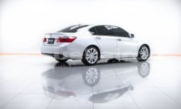 Buy Used Honda Accord White Car in Bangkok in Bangkok Buy Used Honda Accord White Car in Bangkok in Bangkok