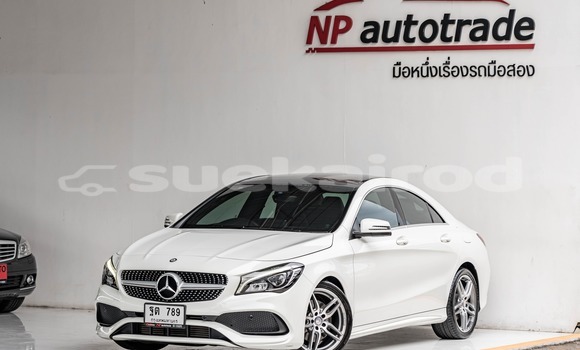 Buy Used Mercedes-Benz C-Classe White Car in Bangkok in Bangkok