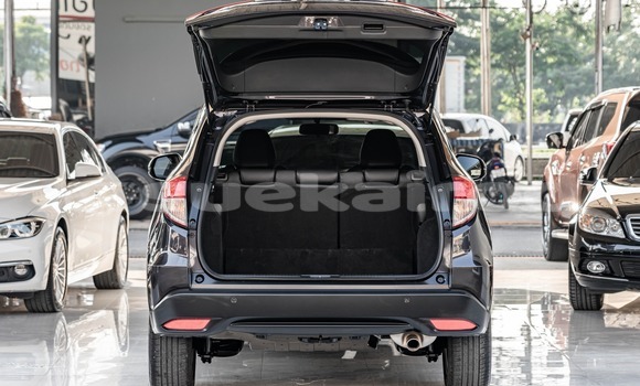 ซื้อ รถมือสอง Honda HR-V สีดำ รถยนต์ ใน %{เมือง} ใน กรุงเทพมหานคร ซื้อ รถมือสอง Honda HR-V สีดำ รถยนต์ ใน %{เมือง} ใน กรุงเทพมหานคร