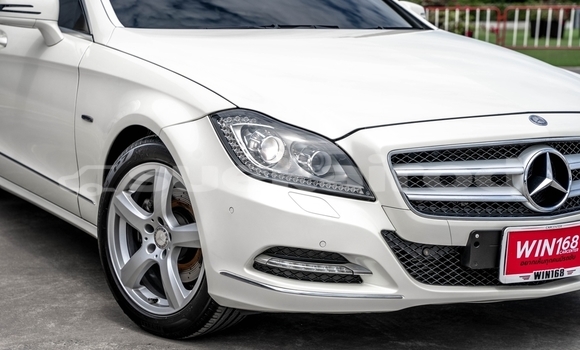 ซื้อ รถมือสอง Mercedes-Benz CLS250 ขาว รถยนต์ ใน %{เมือง} ใน กรุงเทพมหานคร ซื้อ รถมือสอง Mercedes-Benz CLS250 ขาว รถยนต์ ใน %{เมือง} ใน กรุงเทพมหานคร