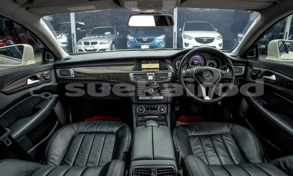ซื้อ รถมือสอง Mercedes-Benz CLS250 ขาว รถยนต์ ใน %{เมือง} ใน กรุงเทพมหานคร ซื้อ รถมือสอง Mercedes-Benz CLS250 ขาว รถยนต์ ใน %{เมือง} ใน กรุงเทพมหานคร
