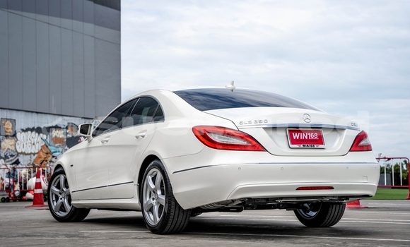 ซื้อ รถมือสอง Mercedes-Benz CLS250 ขาว รถยนต์ ใน %{เมือง} ใน กรุงเทพมหานคร ซื้อ รถมือสอง Mercedes-Benz CLS250 ขาว รถยนต์ ใน %{เมือง} ใน กรุงเทพมหานคร