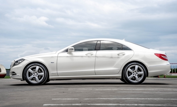 ซื้อ รถมือสอง Mercedes-Benz CLS250 ขาว รถยนต์ ใน %{เมือง} ใน กรุงเทพมหานคร ซื้อ รถมือสอง Mercedes-Benz CLS250 ขาว รถยนต์ ใน %{เมือง} ใน กรุงเทพมหานคร