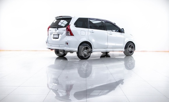 Buy Used Toyota Avanza White Car in Bangkok in Bangkok Buy Used Toyota Avanza White Car in Bangkok in Bangkok