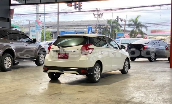 ซื้อ รถมือสอง Toyota Yaris ขาว รถยนต์ ใน %{เมือง} ใน กรุงเทพมหานคร ซื้อ รถมือสอง Toyota Yaris ขาว รถยนต์ ใน %{เมือง} ใน กรุงเทพมหานคร