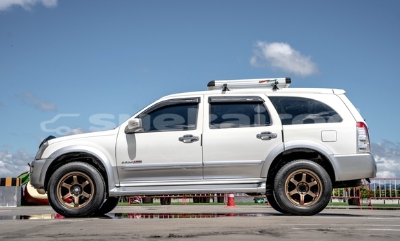 ซื้อ รถมือสอง Isuzu MU-7 ขาว รถยนต์ ใน %{เมือง} ใน กรุงเทพมหานคร ซื้อ รถมือสอง Isuzu MU-7 ขาว รถยนต์ ใน %{เมือง} ใน กรุงเทพมหานคร