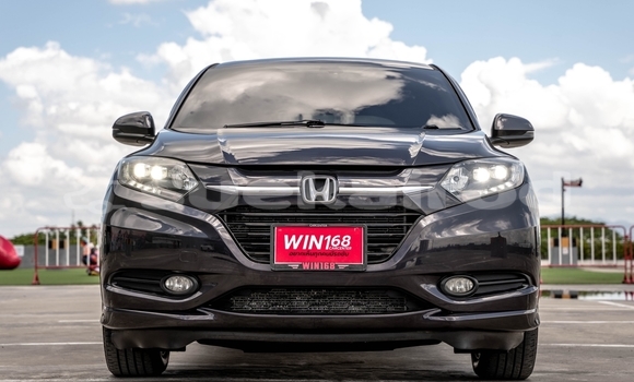 ซื้อ รถมือสอง Honda HR-V สีดำ รถยนต์ ใน %{เมือง} ใน กรุงเทพมหานคร ซื้อ รถมือสอง Honda HR-V สีดำ รถยนต์ ใน %{เมือง} ใน กรุงเทพมหานคร