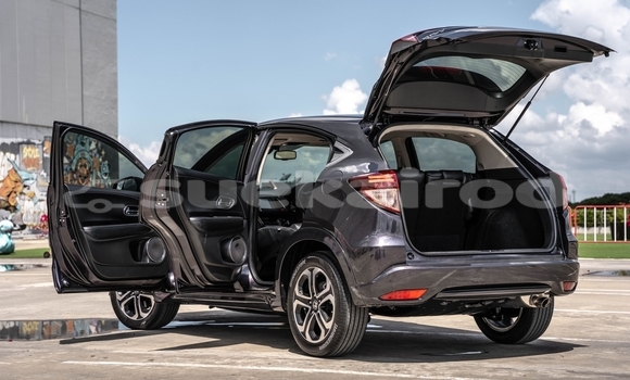 ซื้อ รถมือสอง Honda HR-V สีดำ รถยนต์ ใน %{เมือง} ใน กรุงเทพมหานคร ซื้อ รถมือสอง Honda HR-V สีดำ รถยนต์ ใน %{เมือง} ใน กรุงเทพมหานคร