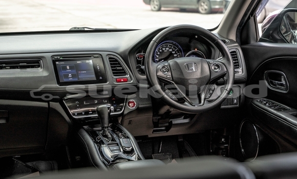 ซื้อ รถมือสอง Honda HR-V สีดำ รถยนต์ ใน %{เมือง} ใน กรุงเทพมหานคร ซื้อ รถมือสอง Honda HR-V สีดำ รถยนต์ ใน %{เมือง} ใน กรุงเทพมหานคร