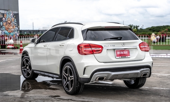 ซื้อ รถมือสอง Mercedes-Benz GLA-klasse ขาว รถยนต์ ใน %{เมือง} ใน กรุงเทพมหานคร ซื้อ รถมือสอง Mercedes-Benz GLA-klasse ขาว รถยนต์ ใน %{เมือง} ใน กรุงเทพมหานคร