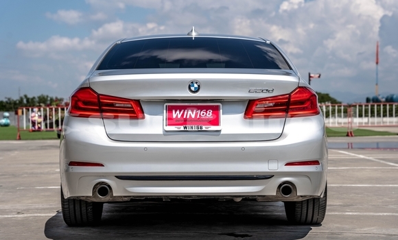 ซื้อ รถมือสอง BMW 5–Series เงิน รถยนต์ ใน %{เมือง} ใน กรุงเทพมหานคร ซื้อ รถมือสอง BMW 5–Series เงิน รถยนต์ ใน %{เมือง} ใน กรุงเทพมหานคร