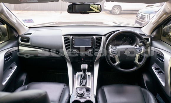 Buy Used Mitsubishi Pajero Brown Car in Bangkok in Bangkok Buy Used Mitsubishi Pajero Brown Car in Bangkok in Bangkok