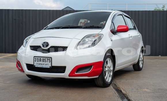 Buy Used Toyota Yaris White Car in Bangkok in Bangkok Buy Used Toyota Yaris White Car in Bangkok in Bangkok