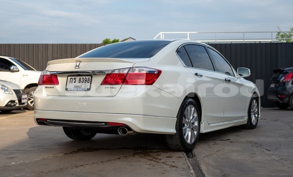 ซื้อ รถมือสอง Honda Accord ขาว รถยนต์ ใน %{เมือง} ใน กรุงเทพมหานคร ซื้อ รถมือสอง Honda Accord ขาว รถยนต์ ใน %{เมือง} ใน กรุงเทพมหานคร