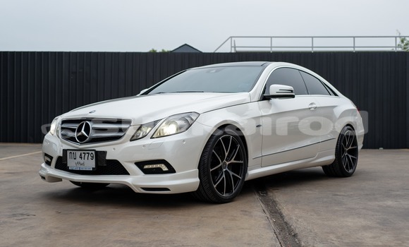 Buy Used Mercedes-Benz E-klasse AMG White Car in Bangkok in Bangkok Buy Used Mercedes-Benz E-klasse AMG White Car in Bangkok in Bangkok