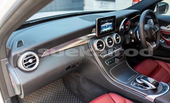 ซื้อ รถมือสอง Mercedes-Benz C-klasse AMG ขาว รถยนต์ ใน %{เมือง} ใน กรุงเทพมหานคร ซื้อ รถมือสอง Mercedes-Benz C-klasse AMG ขาว รถยนต์ ใน %{เมือง} ใน กรุงเทพมหานคร