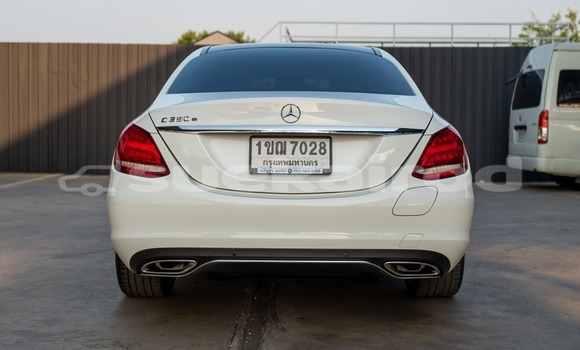 ซื้อ รถมือสอง Mercedes-Benz C-klasse AMG ขาว รถยนต์ ใน %{เมือง} ใน กรุงเทพมหานคร ซื้อ รถมือสอง Mercedes-Benz C-klasse AMG ขาว รถยนต์ ใน %{เมือง} ใน กรุงเทพมหานคร