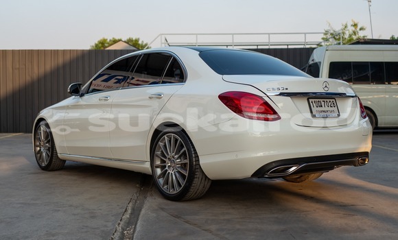 ซื้อ รถมือสอง Mercedes-Benz C-klasse AMG ขาว รถยนต์ ใน %{เมือง} ใน กรุงเทพมหานคร ซื้อ รถมือสอง Mercedes-Benz C-klasse AMG ขาว รถยนต์ ใน %{เมือง} ใน กรุงเทพมหานคร