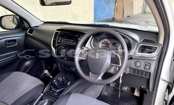 ซื้อ รถมือสอง Mitsubishi Triton ขาว รถยนต์ ใน %{เมือง} ใน กรุงเทพมหานคร ซื้อ รถมือสอง Mitsubishi Triton ขาว รถยนต์ ใน %{เมือง} ใน กรุงเทพมหานคร