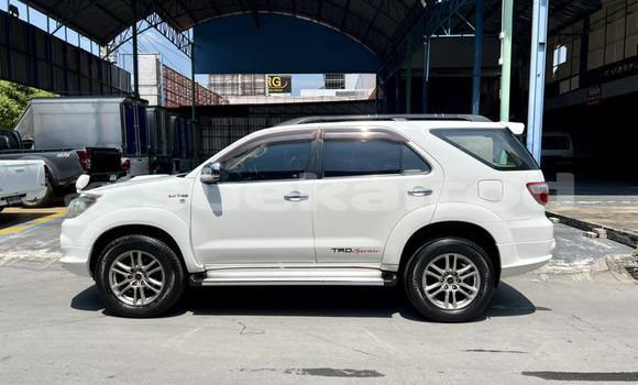 ซื้อ รถมือสอง Toyota Fortuner ขาว รถยนต์ ใน %{เมือง} ใน กรุงเทพมหานคร ซื้อ รถมือสอง Toyota Fortuner ขาว รถยนต์ ใน %{เมือง} ใน กรุงเทพมหานคร