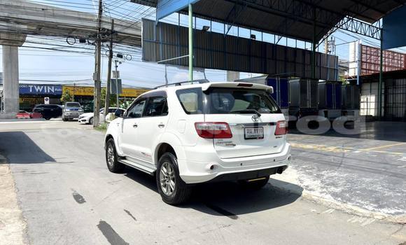 ซื้อ รถมือสอง Toyota Fortuner ขาว รถยนต์ ใน %{เมือง} ใน กรุงเทพมหานคร ซื้อ รถมือสอง Toyota Fortuner ขาว รถยนต์ ใน %{เมือง} ใน กรุงเทพมหานคร