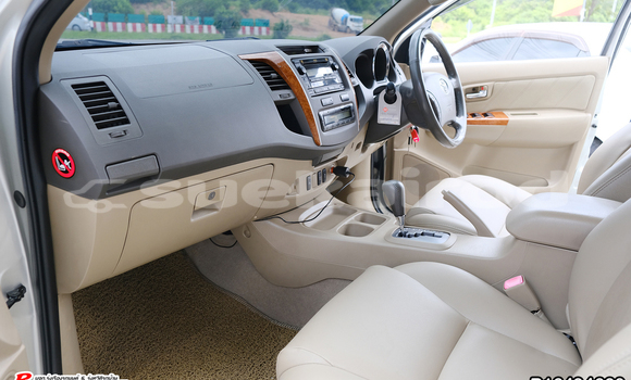 Buy Used Toyota Fortuner Silver Car in Bangkok in Bangkok Buy Used Toyota Fortuner Silver Car in Bangkok in Bangkok