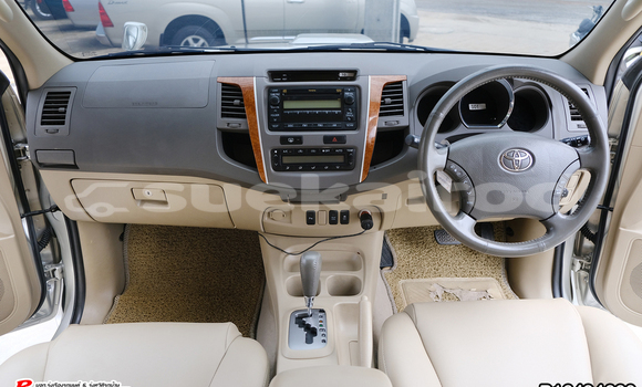 Buy Used Toyota Fortuner Silver Car in Bangkok in Bangkok Buy Used Toyota Fortuner Silver Car in Bangkok in Bangkok