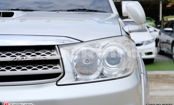 Buy Used Toyota Fortuner Silver Car in Bangkok in Bangkok Buy Used Toyota Fortuner Silver Car in Bangkok in Bangkok