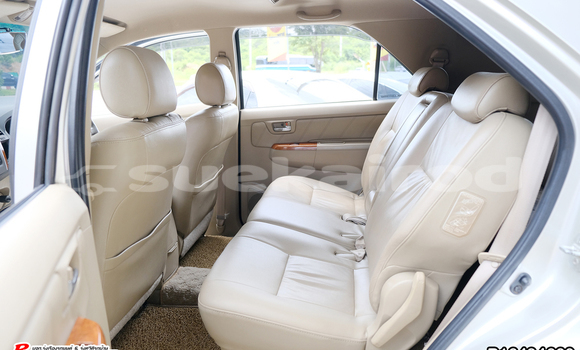 Buy Used Toyota Fortuner Silver Car in Bangkok in Bangkok Buy Used Toyota Fortuner Silver Car in Bangkok in Bangkok