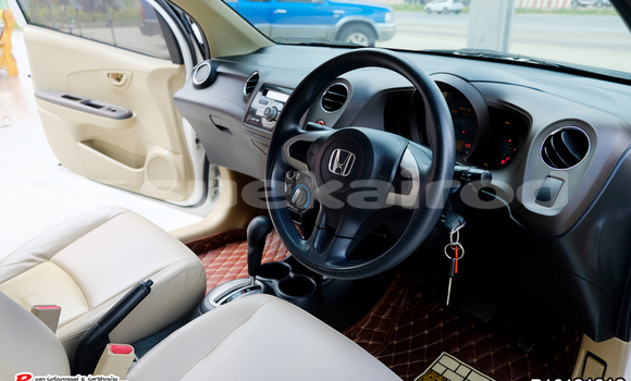 ซื้อ รถมือสอง Honda Brio ขาว รถยนต์ ใน %{เมือง} ใน กรุงเทพมหานคร ซื้อ รถมือสอง Honda Brio ขาว รถยนต์ ใน %{เมือง} ใน กรุงเทพมหานคร