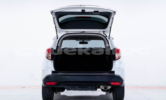 ซื้อ รถมือสอง Honda HR-V ขาว รถยนต์ ใน %{เมือง} ใน กรุงเทพมหานคร ซื้อ รถมือสอง Honda HR-V ขาว รถยนต์ ใน %{เมือง} ใน กรุงเทพมหานคร