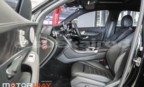 ซื้อ รถมือสอง Mercedes-Benz GLC 250D สีดำ รถยนต์ ใน %{เมือง} ใน กรุงเทพมหานคร ซื้อ รถมือสอง Mercedes-Benz GLC 250D สีดำ รถยนต์ ใน %{เมือง} ใน กรุงเทพมหานคร