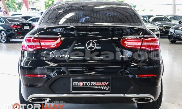 ซื้อ รถมือสอง Mercedes-Benz GLC 250D สีดำ รถยนต์ ใน %{เมือง} ใน กรุงเทพมหานคร ซื้อ รถมือสอง Mercedes-Benz GLC 250D สีดำ รถยนต์ ใน %{เมือง} ใน กรุงเทพมหานคร