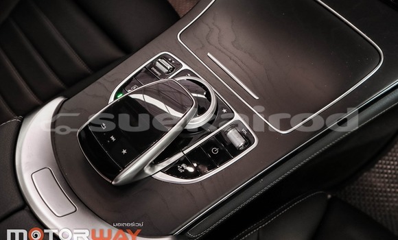 ซื้อ รถมือสอง Mercedes-Benz GLC 250D สีดำ รถยนต์ ใน %{เมือง} ใน กรุงเทพมหานคร ซื้อ รถมือสอง Mercedes-Benz GLC 250D สีดำ รถยนต์ ใน %{เมือง} ใน กรุงเทพมหานคร