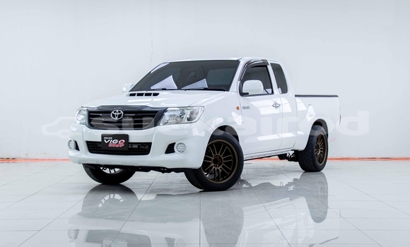 Buy Used Toyota Vigo White Car in Bangkok in Bangkok Buy Used Toyota Vigo White Car in Bangkok in Bangkok