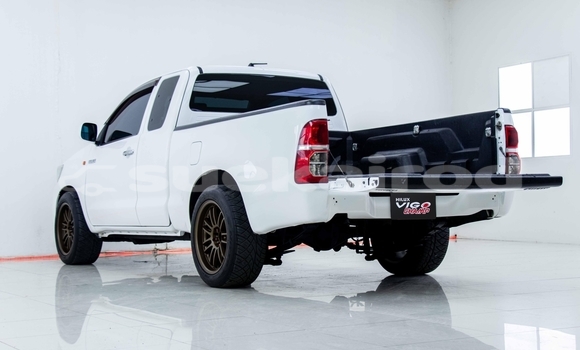 Buy Used Toyota Vigo White Car in Bangkok in Bangkok Buy Used Toyota Vigo White Car in Bangkok in Bangkok