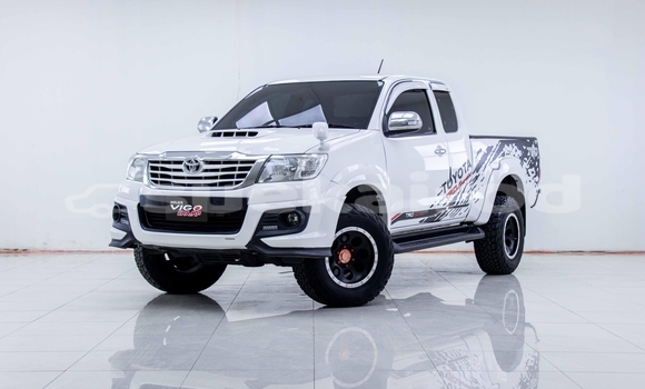 Buy Used Toyota Vigo White Car in Bangkok in Bangkok